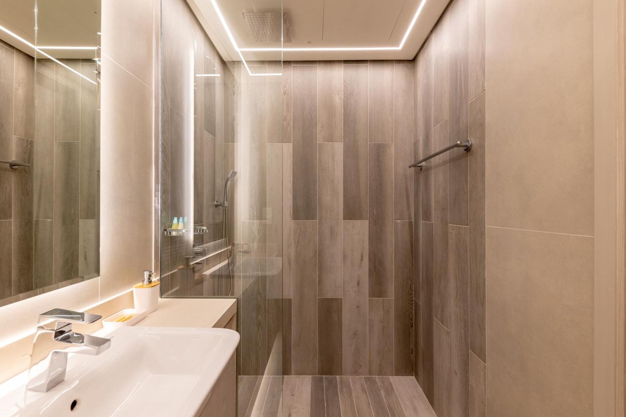 Apartment Light 1br Concept7 In Jvc